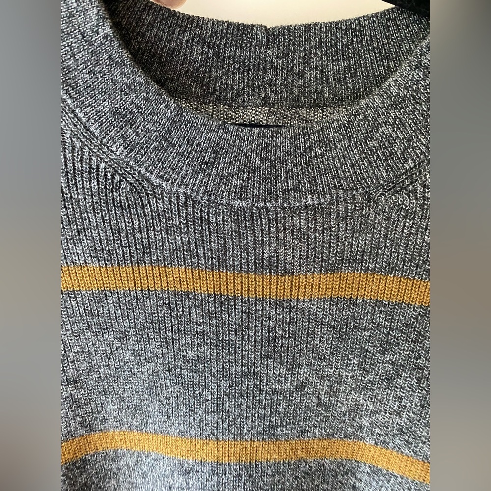 Amercian Eagle - high neck sweater - Picture 4 of 6